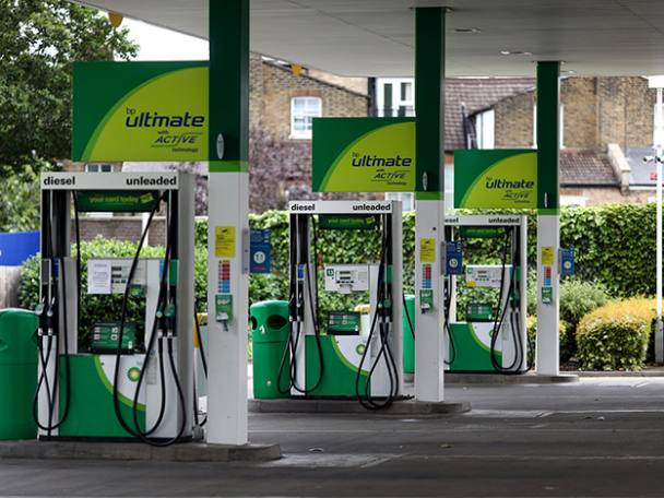 BP reverses oil-and-gas cuts, boosts upstream investment to catch up with peers